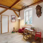Alter Kornspeicher In *